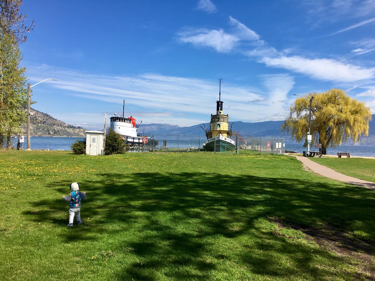 Black Sea 3* Penticton